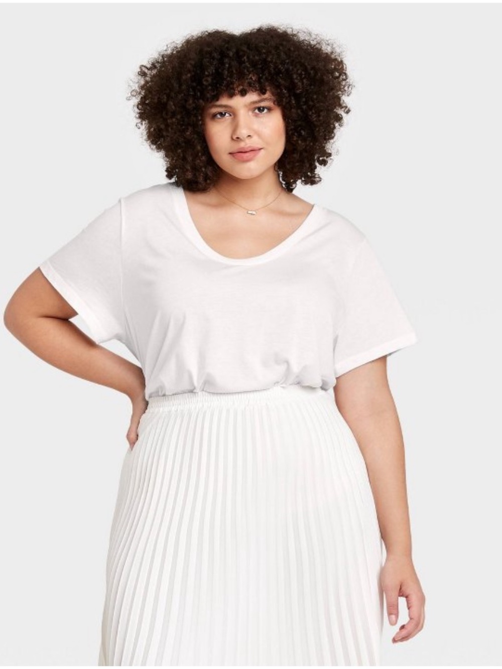 NWT A new day Everyday Scoop Neck Tee - White